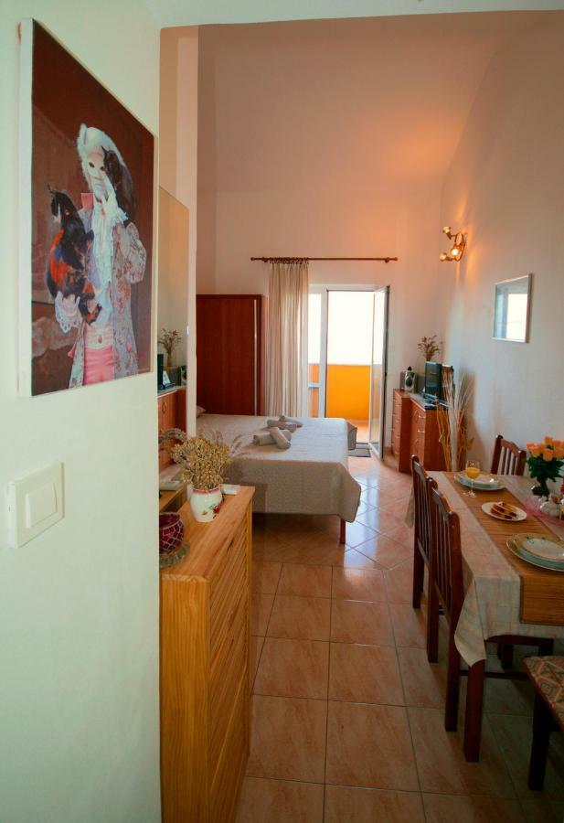 Studio Apartman Stara Baška Exterior foto